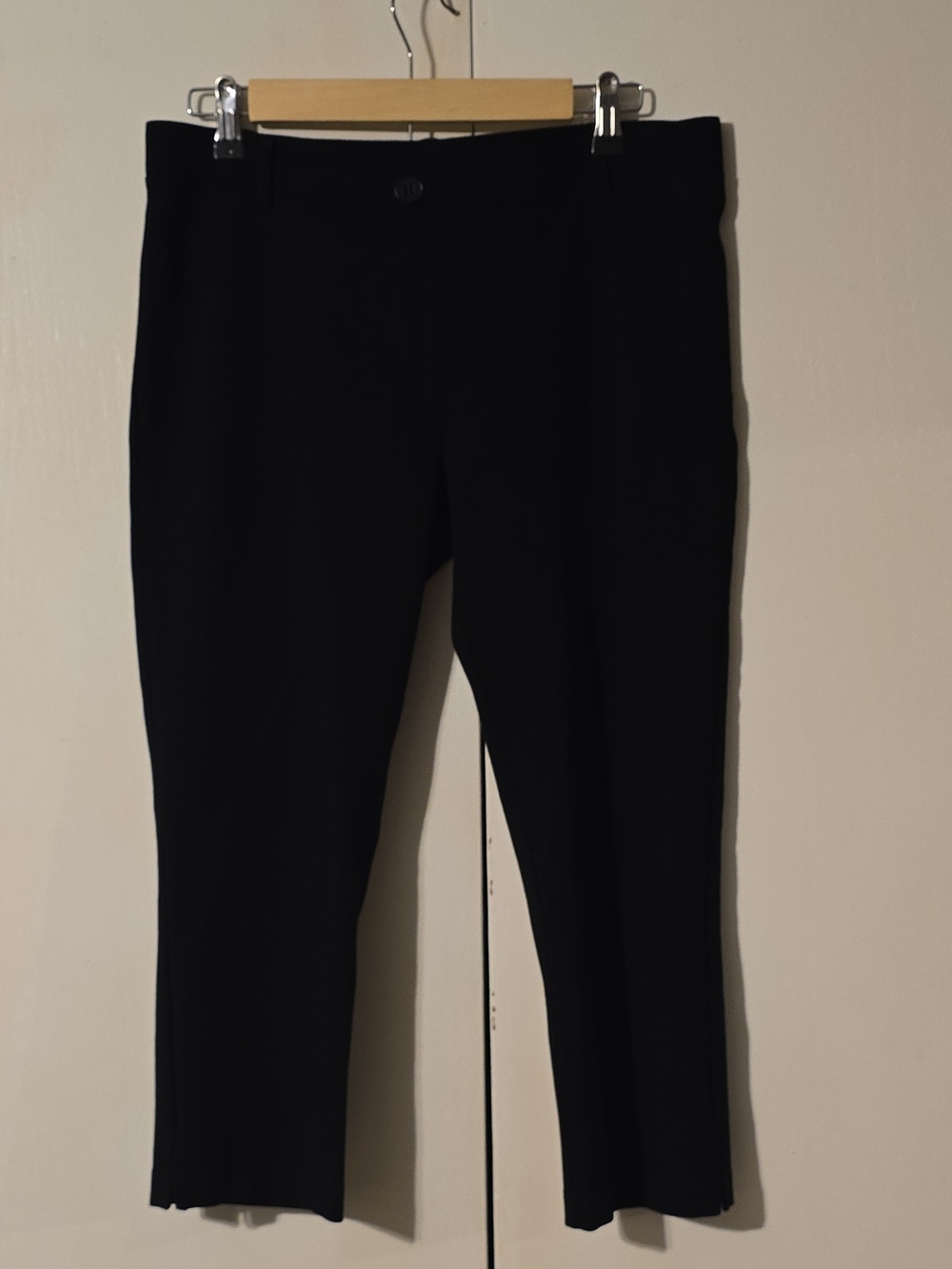 Betabrand Black Women's Dress Capris